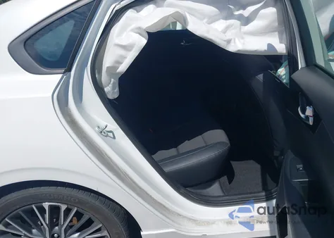 2023 Kia Forte Gt-Line из США, поврежденный, VIN 3KPF54AD9PE575980